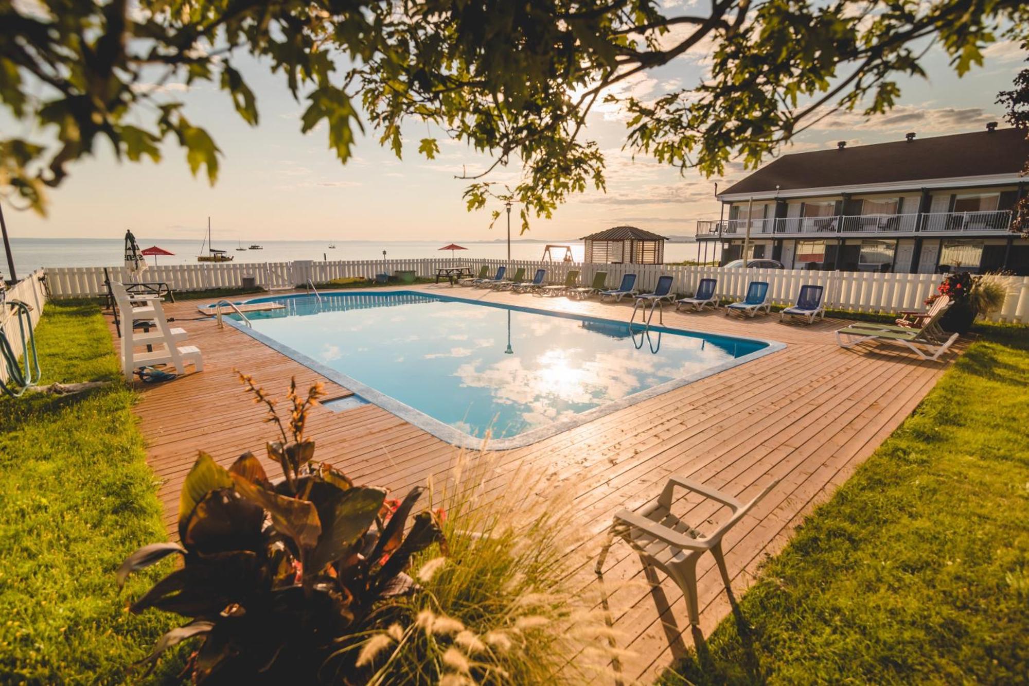 Riotel Carleton-sur-Mer